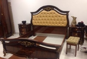 Как выбрать кровать для спальни в классическом стиле?