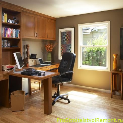 Мягкое и удобное офисное кресло для домашнего офиса фото