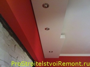 Создать дизайн подвесного потолка из гипсокартона с освещением в гостиной фото