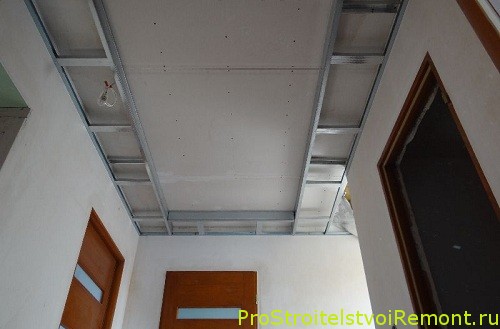 Дизайн и монтаж подвесного потолка в офисе фото