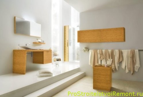  Ванная комната с бамбуковыми шкафчиками и дверцами фото