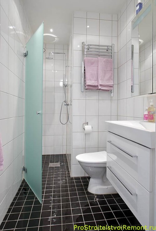 Дизайн и интерьер ванной комнаты с душевой кабиной фото